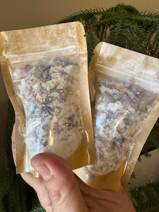 Herbal Sitz Bath Soak (6oz organic muslin bag great for using in the bath tub itself)