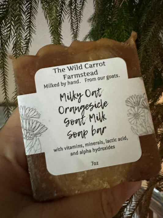 Milky Oat Creamsicle Goat Milk Soap Bar (7oz)