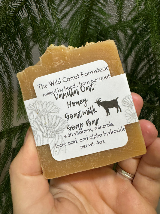 Vanilla Oat Honey Goatmilk Soap Bar (7oz bar)